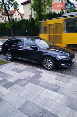 Универсал Skoda Superb 2017 в 