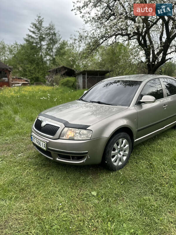 Лифтбек Skoda Superb 2007 в Делятине