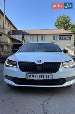 Универсал Skoda Superb 2017 в Киеве