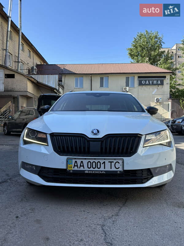 Універсал Skoda Superb 2017 в 