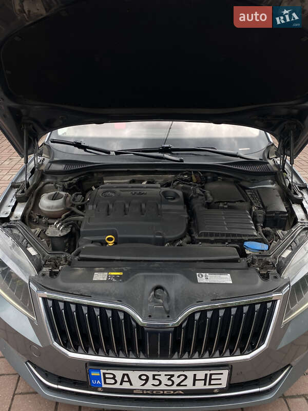 Лифтбек Skoda Superb 2015 в Кропивницком