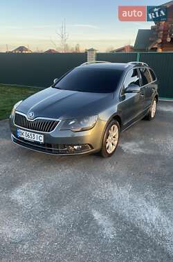 Универсал Skoda Superb 2014 в 