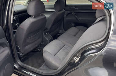 Ліфтбек Skoda Superb 2004 в 