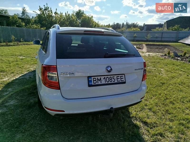 Універсал Skoda Superb 2014 в Охтирці