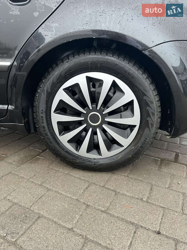 Лифтбек Skoda Superb 2007 в Каменке-Бугской