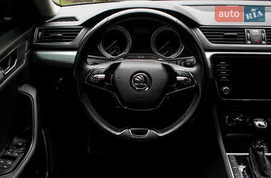 Лифтбек Skoda Superb 2020 в 
