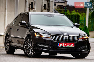 Лифтбек Skoda Superb 2021 в Львове