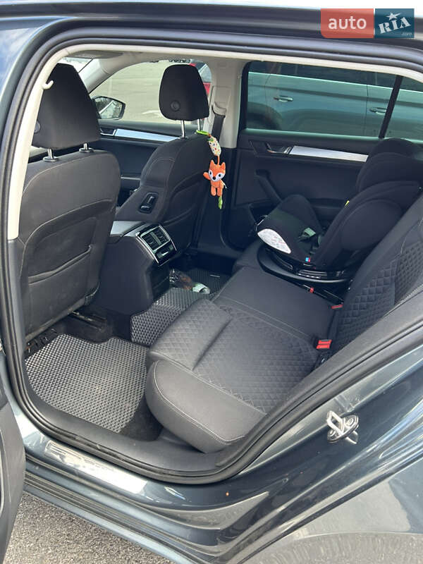 Універсал Skoda Superb 2018 в Києві