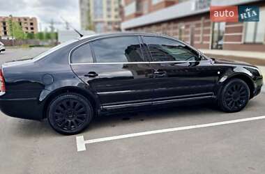 Ліфтбек Skoda Superb 2006 в 