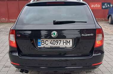 Універсал Skoda Superb 2011 в 