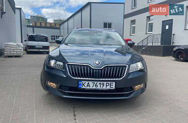 Универсал Skoda Superb 2018 в Киеве