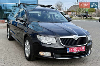 Универсал Skoda Superb 2011 в 
