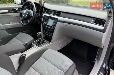 Универсал Skoda Superb 2011 в 
