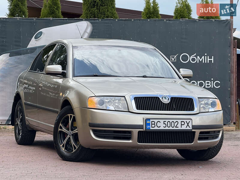 Skoda Superb 2004
