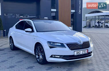 Лифтбек Skoda Superb 2017 в 