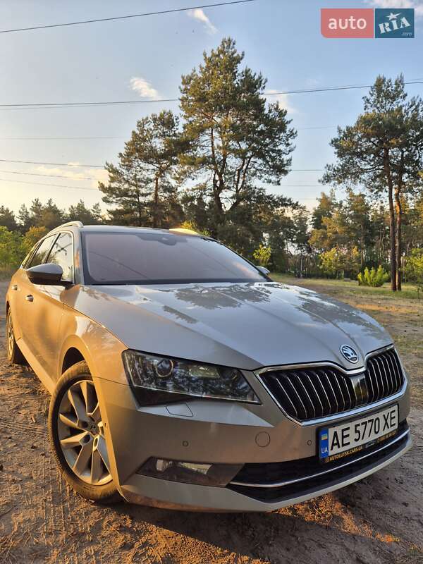 Универсал Skoda Superb 2017 в Днепре