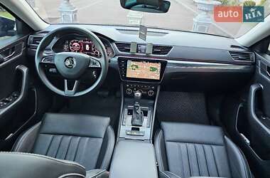Ліфтбек Skoda Superb 2019 в 