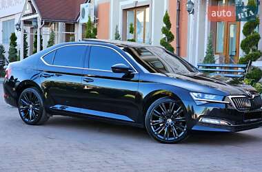 Ліфтбек Skoda Superb 2019 в 