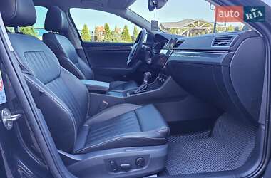 Ліфтбек Skoda Superb 2019 в 