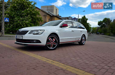 Универсал Skoda Superb 2013 в 