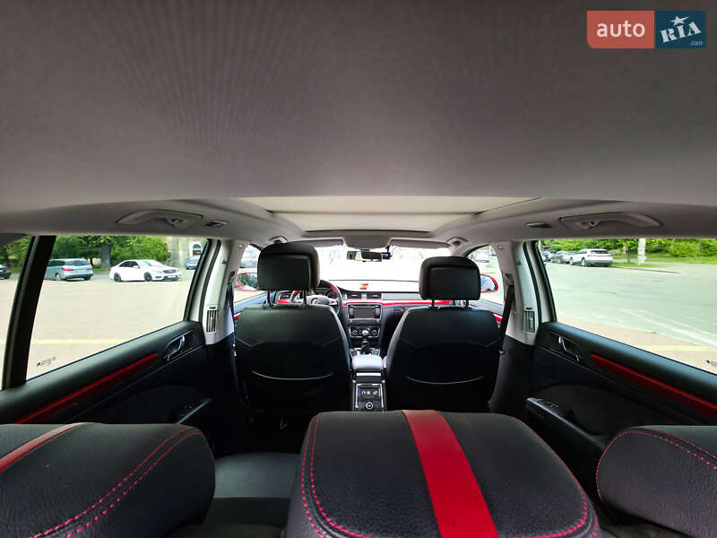 Универсал Skoda Superb 2013 в Киеве