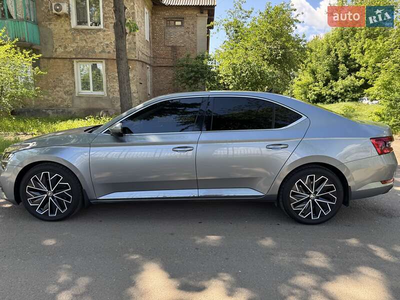 Лифтбек Skoda Superb 2019 в Кривом Роге