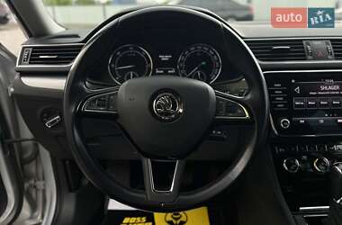 Універсал Skoda Superb 2018 в 