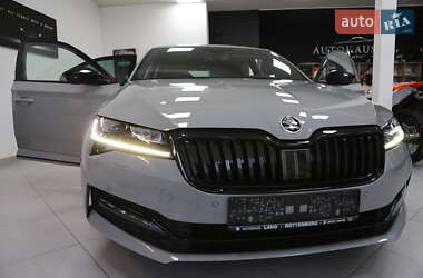 Ліфтбек Skoda Superb 2021 в 