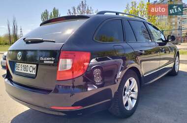 Універсал Skoda Superb 2011 в 