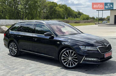Універсал Skoda Superb 2020 в 