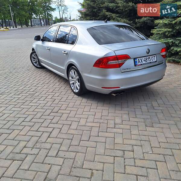 Лифтбек Skoda Superb 2013 в Харькове