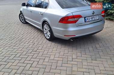 Ліфтбек Skoda Superb 2013 в 