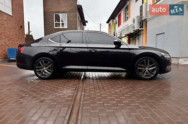 Ліфтбек Skoda Superb 2019 в 