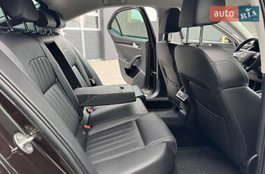 Ліфтбек Skoda Superb 2020 в 