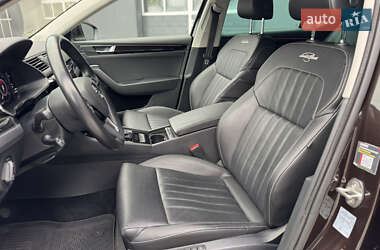 Ліфтбек Skoda Superb 2020 в 