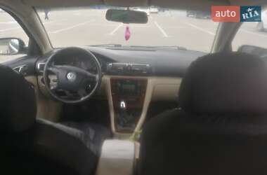 Лифтбек Skoda Superb 2006 в 