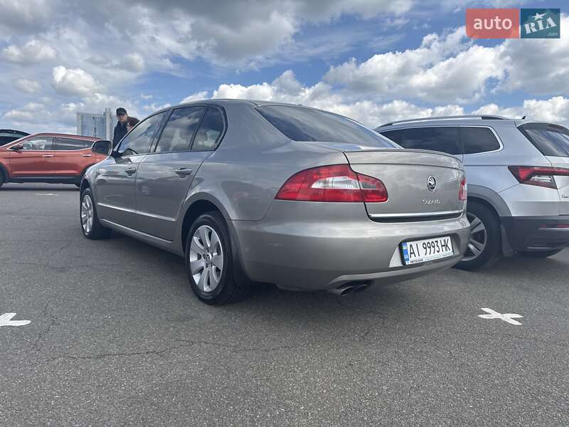 Ліфтбек Skoda Superb 2010 в Броварах