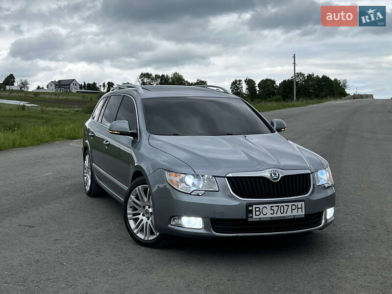Skoda Superb 2011