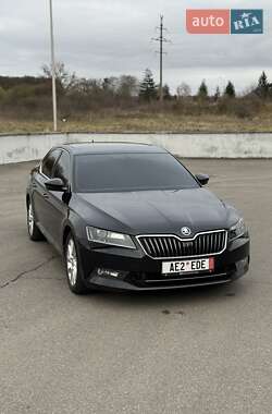 Ліфтбек Skoda Superb 2017 в 