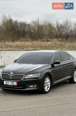 Ліфтбек Skoda Superb 2017 в 