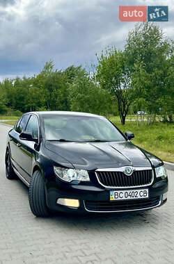 Лифтбек Skoda Superb 2009 в 
