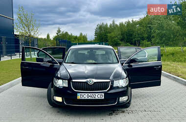 Лифтбек Skoda Superb 2009 в 