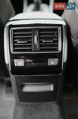Універсал Skoda Superb 2017 в 