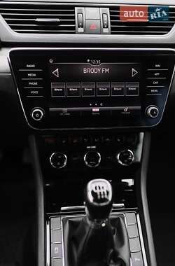 Універсал Skoda Superb 2017 в 