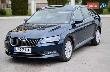 Універсал Skoda Superb 2017 в 