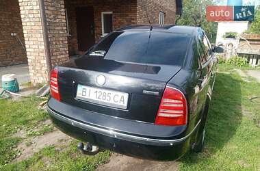 Ліфтбек Skoda Superb 2002 в 