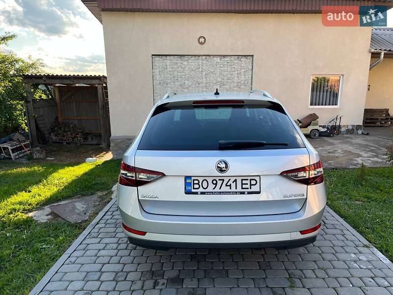 Універсал Skoda Superb 2016 в Тернополі