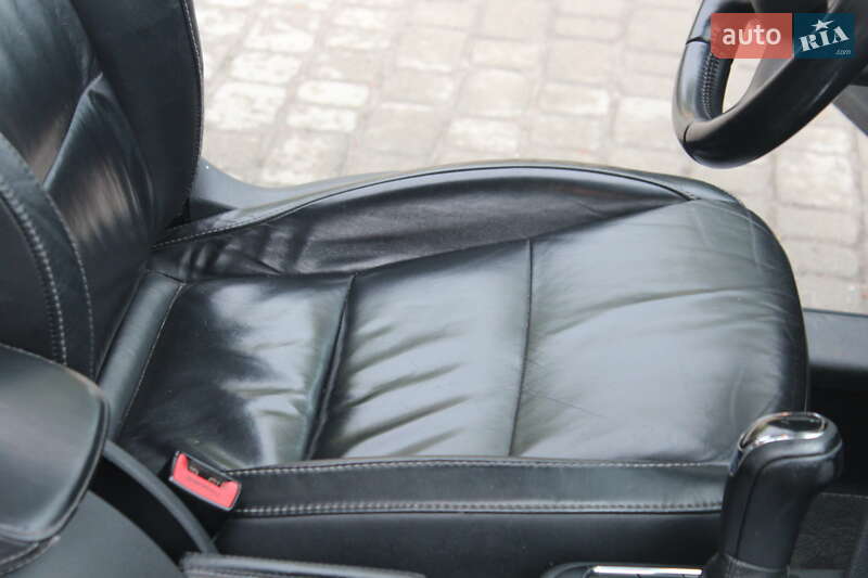 Универсал Skoda Superb 2012 в Жовкве