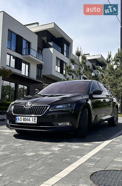 Лифтбек Skoda Superb 2018 в Ужгороде