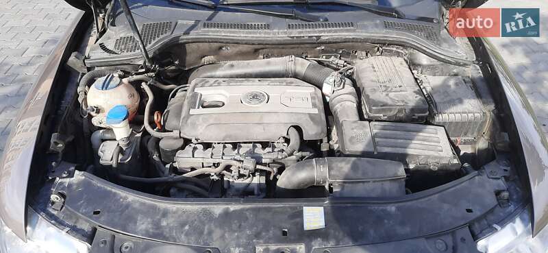 Лифтбек Skoda Superb 2012 в Софиевской Борщаговке